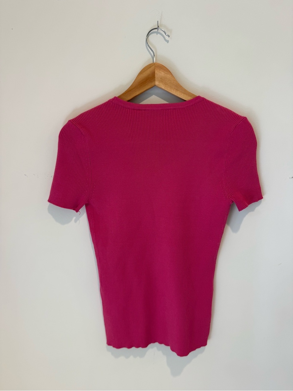 Elie Tahari Ribbed Button Top - Picture 3 of 5